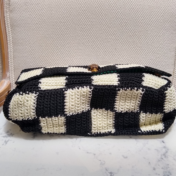 NEW Kurt Geiger London Kensington Large Crochet Shoulder Bag - Picture 15 of 15